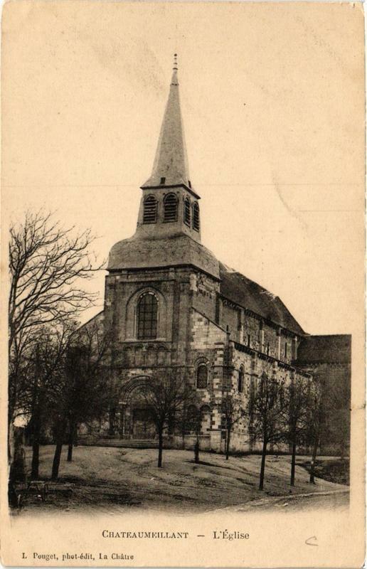 Carte postale ancienne Chateaumeillant Eglise à Châteaumeillant