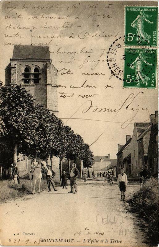 Carte postale ancienne Montlivaut Eglise et le Tertre