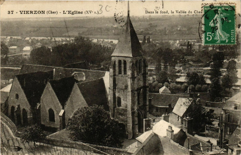 Carte postale ancienne Vierzon - Eglise à Vierzon