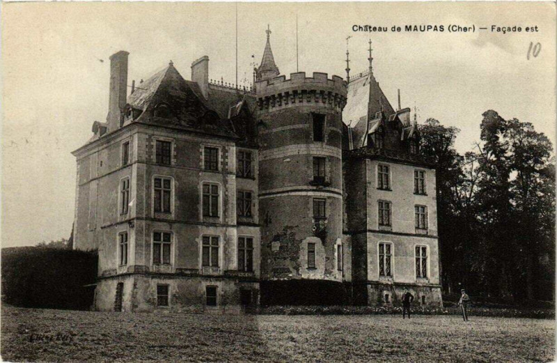 Carte postale ancienne Chateau de Maupas Facade est