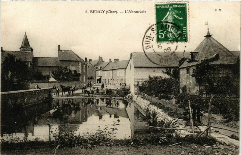 Carte postale ancienne Begny L'Abreuvoir