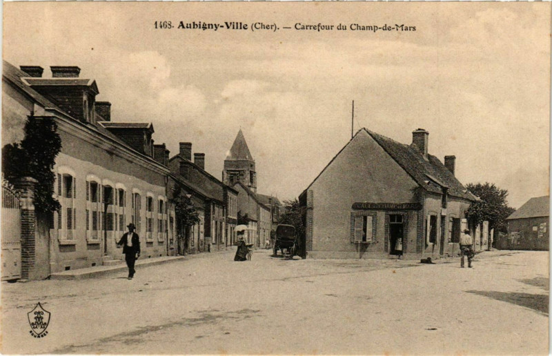 Carte postale ancienne Aubigny-Ville Carrefour du Champ-de-Mars