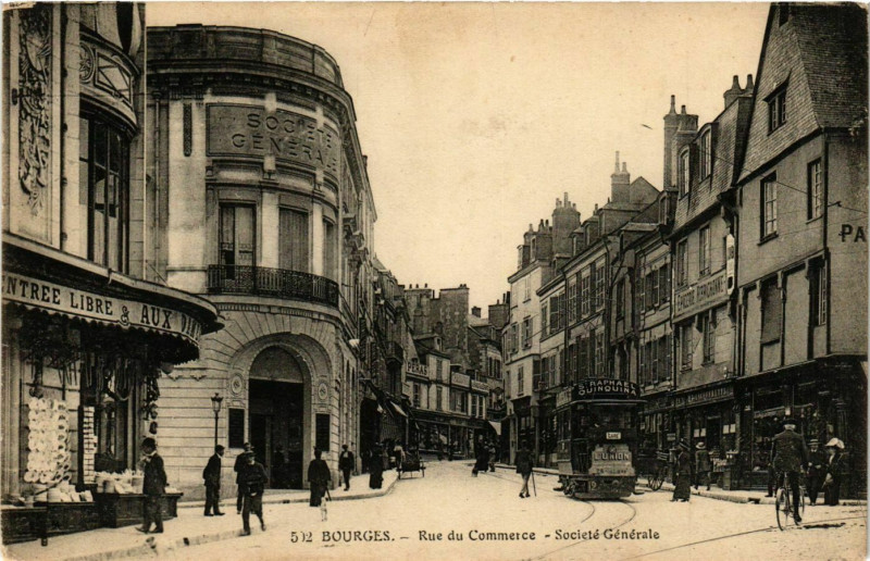 Carte postale ancienne Bourges Rue du Commerce Société Générale à Bourges