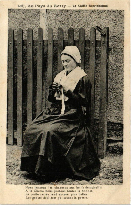 Carte postale ancienne Au Pays du Berry - La Coiffe Berrichonne