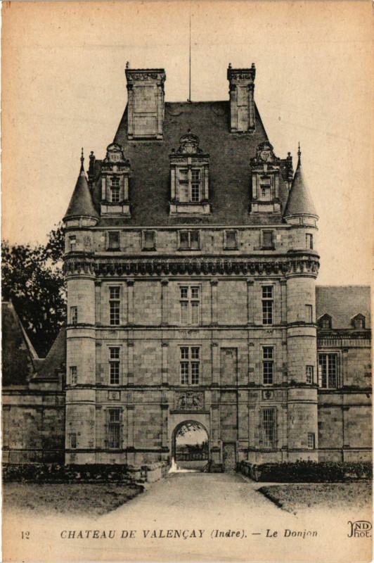 Carte postale ancienne Chateau de Valencay - Le Donjon à Valençay
