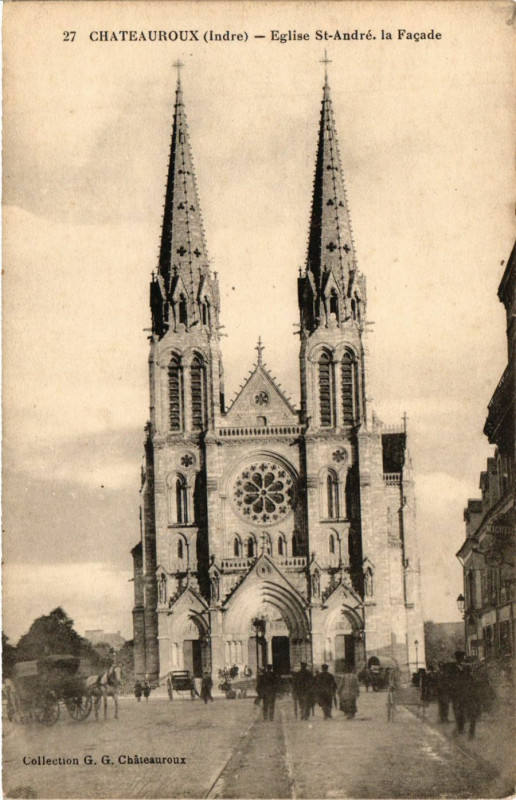 Carte postale ancienne Chateauroux - Egise St-André. la Facade à Châteauroux