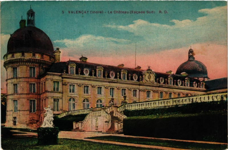 Carte postale ancienne Valencay - Le Chateau (Facade Sud) à Valençay