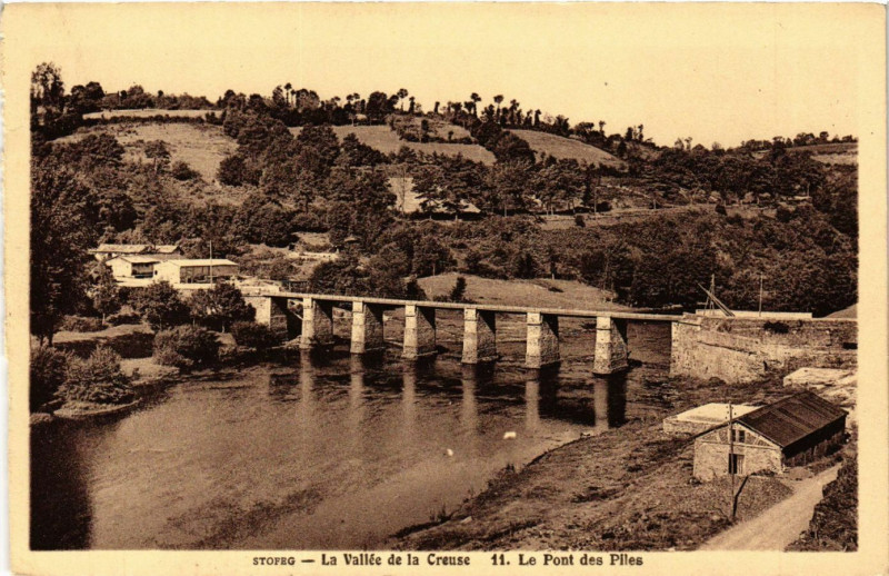 Carte postale ancienne Stofeg - La Vallée de la Creuse - Le Pont des Piles
