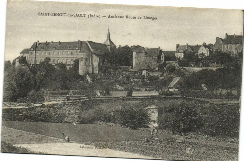 Carte postale ancienne Saint-Benoit-du-Sault - Ancienne Route de Limoges à Saint-Benoît-du-Sault