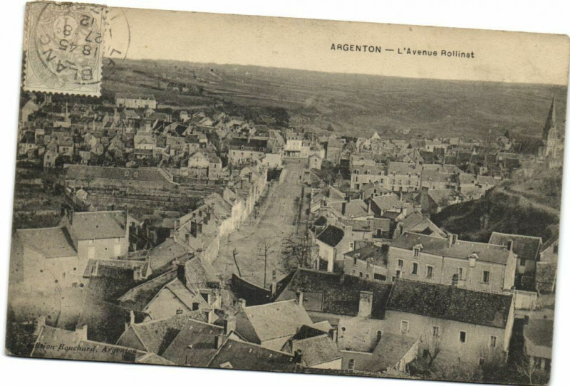 Carte postale ancienne Argenton - L'Avenue Rollinat