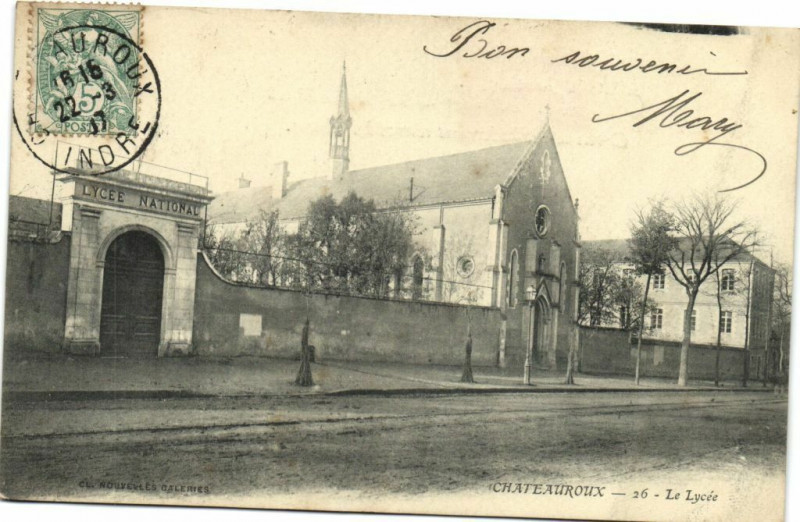 Carte postale ancienne Chateauroux Le Lycée à Châteauroux
