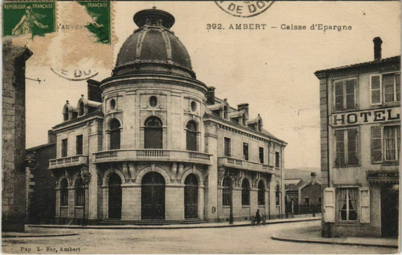 Carte postale ancienne Ambert Caisse d'Epargne à Ambert