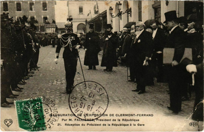 Carte postale ancienne Clermont-Ferrand - Reception du President a la Gare à Clermont-Ferrand