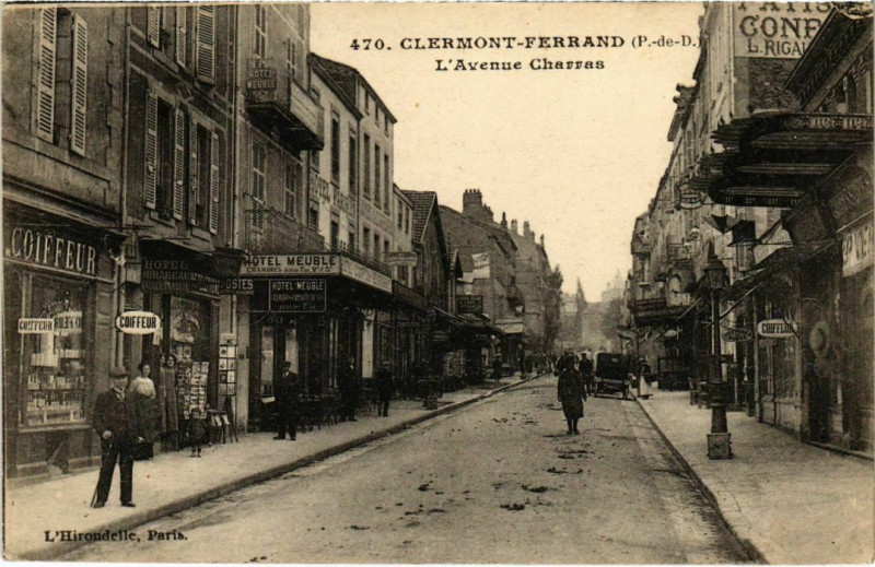 Carte postale ancienne Clermont-Ferrand - Avenue Charras à Clermont-Ferrand