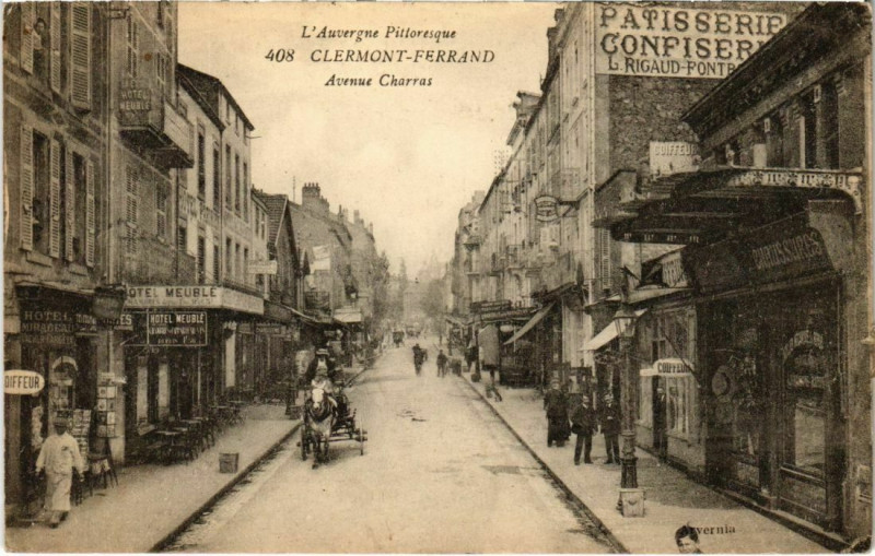 Carte postale ancienne Clermont-Ferrand - Avenue Charras à Clermont-Ferrand