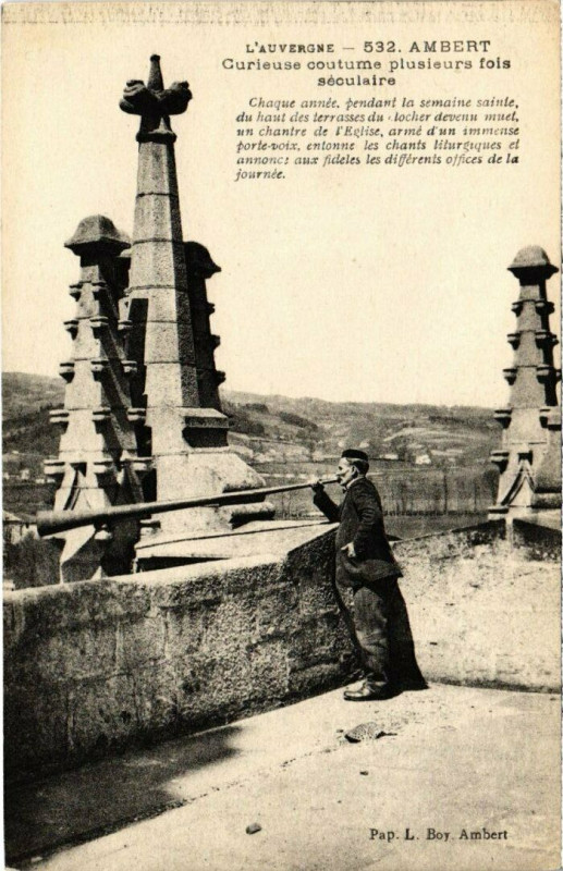 Carte postale ancienne Ambert - Curieuse coutume plusieurs fois seculaire à Ambert