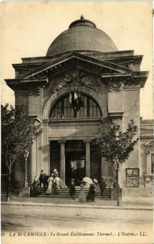 Carte postale ancienne La Bourboule - Le Grand Etabl. THERMal à La Bourboule