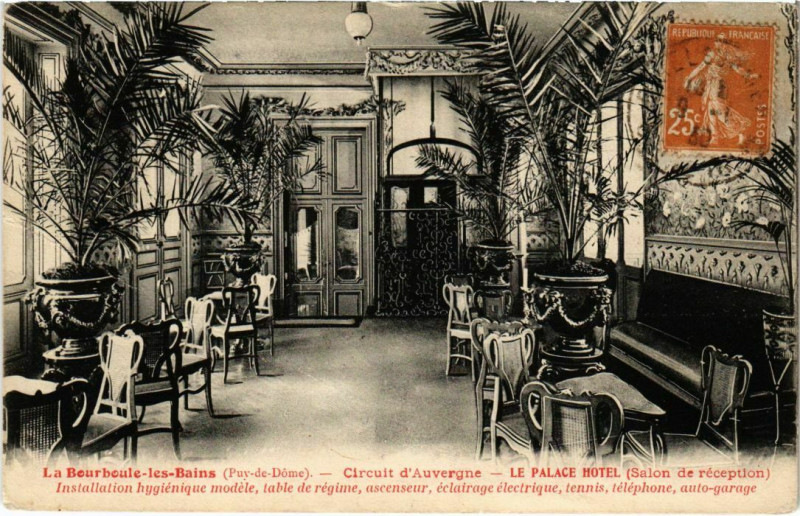Carte postale ancienne La Bourboule - Circuit d'Auvergne Palace Hotel à La Bourboule