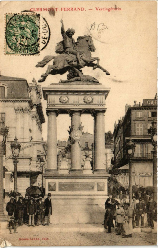 Carte postale ancienne Clermont-Ferrand Vercingetorix à Clermont-Ferrand