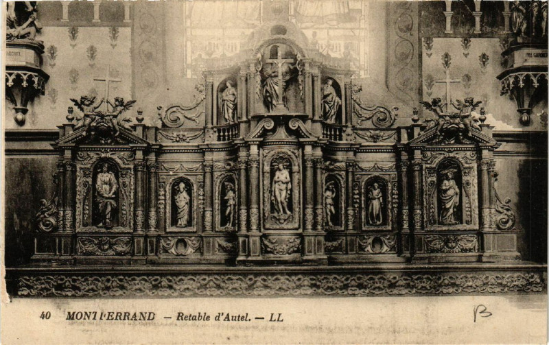 Carte postale ancienne Clermont-Ferrand Retable d'Autel à Clermont-Ferrand