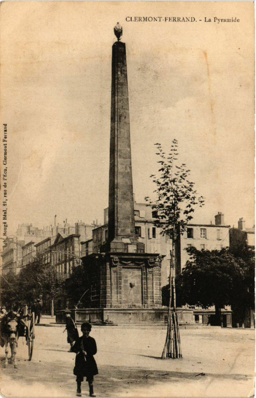Carte postale ancienne Clermont-Ferrand La Pyramide à Clermont-Ferrand
