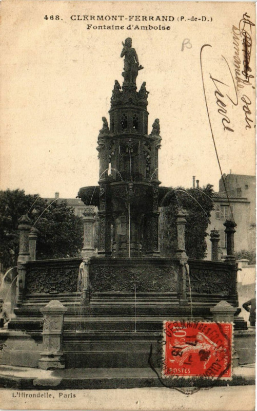 Carte postale ancienne Clermont-Ferrand Fontaine d'Amboise à Clermont-Ferrand