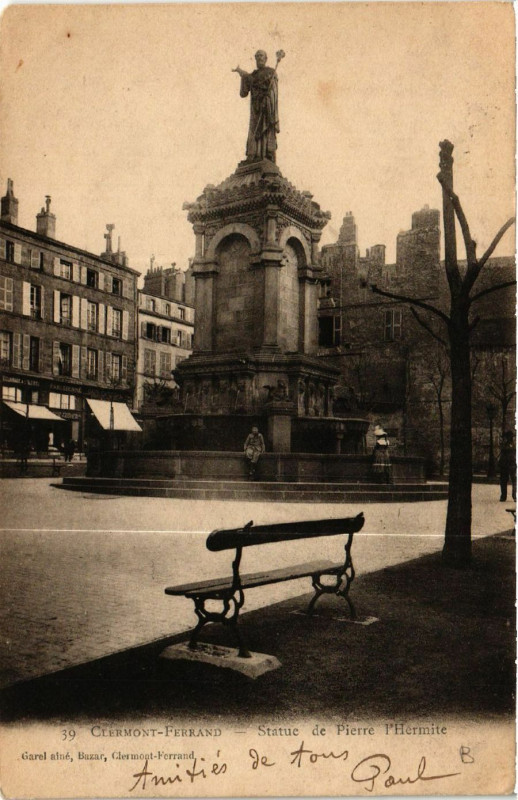 Carte postale ancienne Clermont-Ferrand Statue de Pierre l'HERMite à Clermont-Ferrand