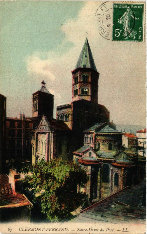 Carte postale ancienne Clermont-Ferrand N.-D. du Port à Clermont-Ferrand