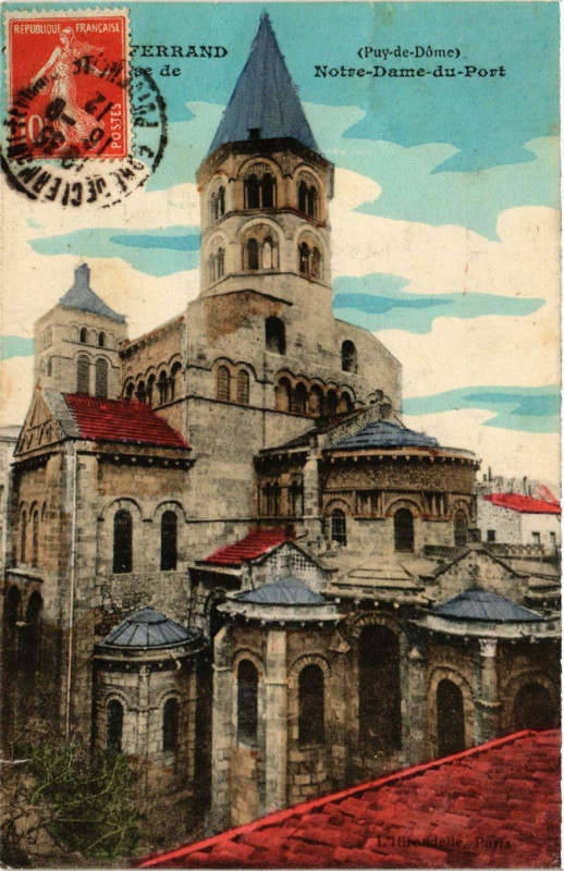 Carte postale ancienne Clermont-Ferrand N.-D. du Port à Clermont-Ferrand