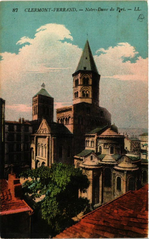 Carte postale ancienne Clermont-Ferrand N.-D. du Port à Clermont-Ferrand