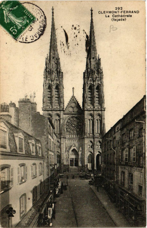 Carte postale ancienne Clermont-Ferrand La Cathedrale facade à Clermont-Ferrand