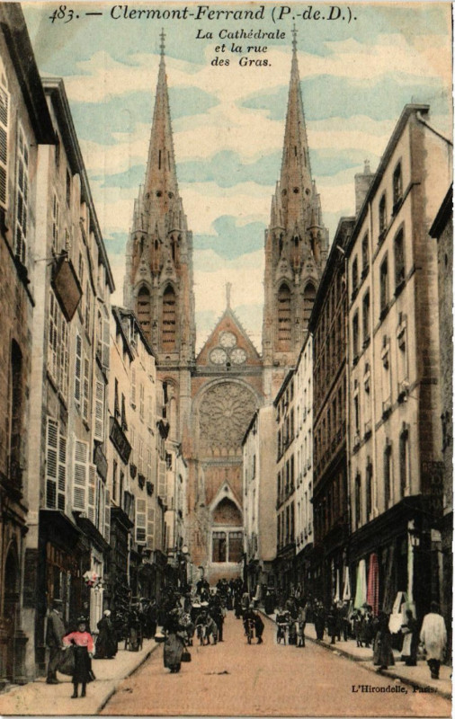 Carte postale ancienne Clermont-Ferrand La Cathedrale et la rue des Gras à Clermont-Ferrand
