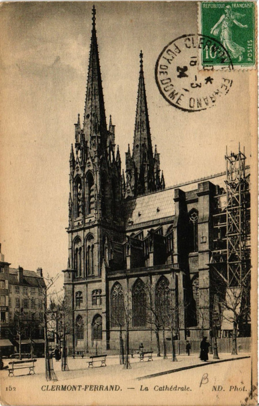 Carte postale ancienne Clermont-Ferrand La Cathedrale à Clermont-Ferrand