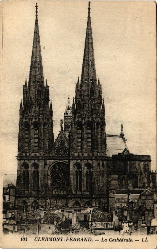 Carte postale ancienne Clermont-Ferrand La Cathedrale à Clermont-Ferrand