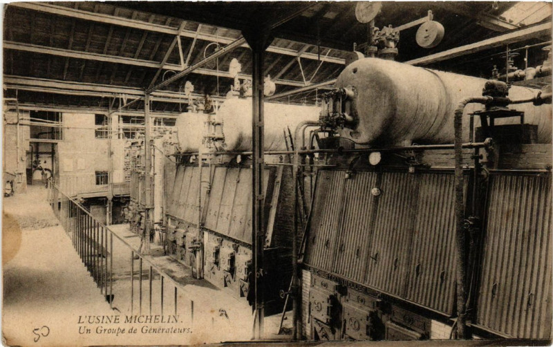 Carte postale ancienne Clermont-Ferrand Usine Michelin Un Groupe de Generateurs à Clermont-Ferrand