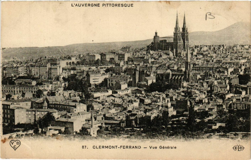 Carte postale ancienne Clermont-Ferrand Vue générale à Clermont-Ferrand