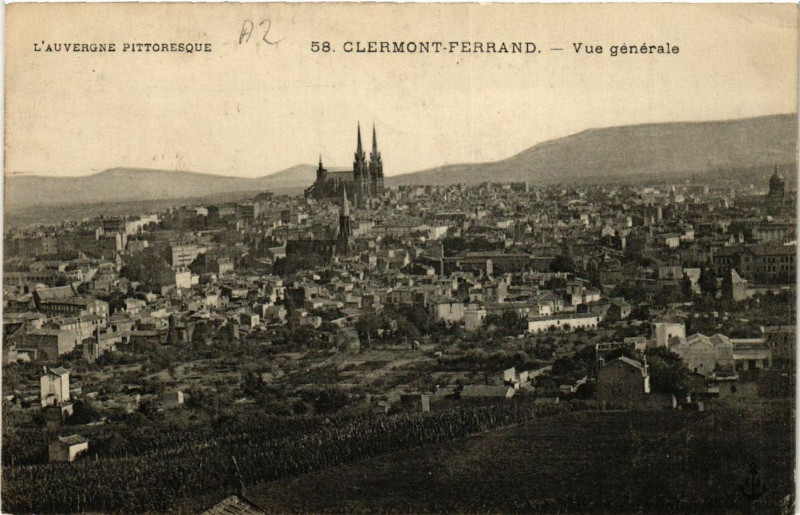 Carte postale ancienne Clermont-Ferrand Vue générale à Clermont-Ferrand