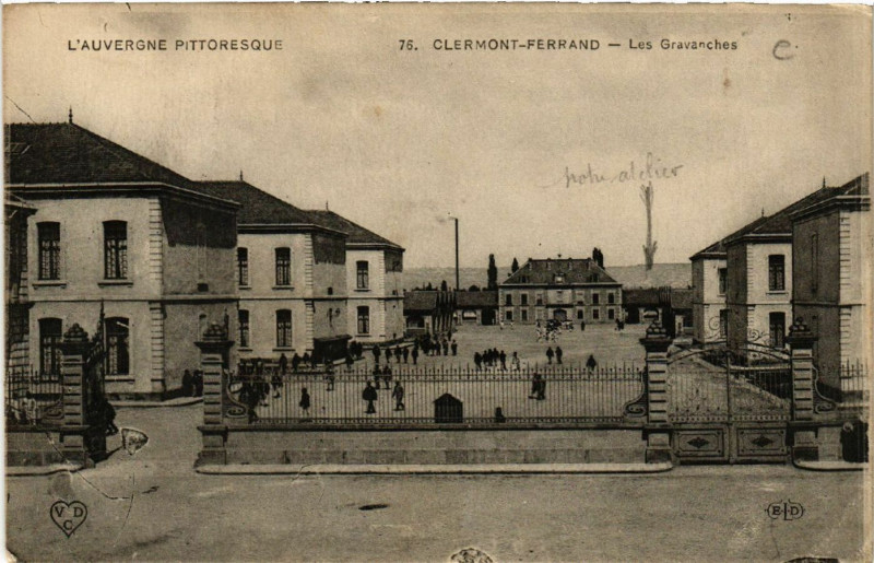 Carte postale ancienne Clermont-Ferrand Les Gravanches à Clermont-Ferrand
