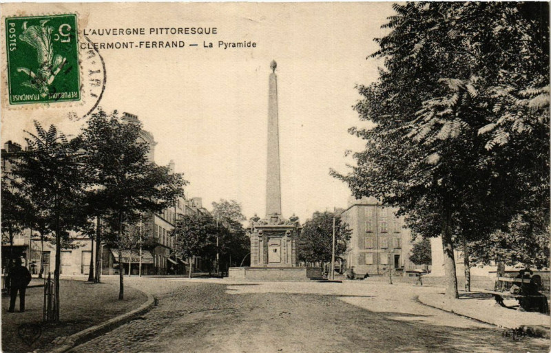 Carte postale ancienne Clermont-Ferrand La Pyramide à Clermont-Ferrand