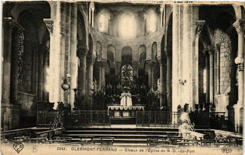 Carte postale ancienne Clermont-Ferrand Choeur de l'Eglise de N.D. du Port à Clermont-Ferrand