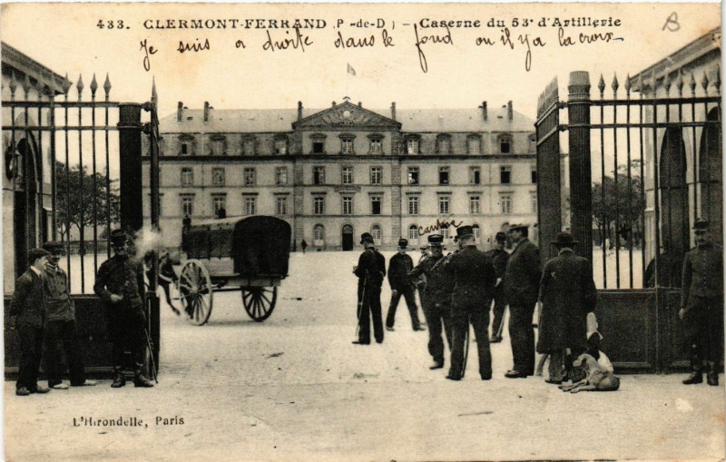 Carte postale ancienne Clermont-Ferrand Caserne du 53e d'Artillerie à Clermont-Ferrand