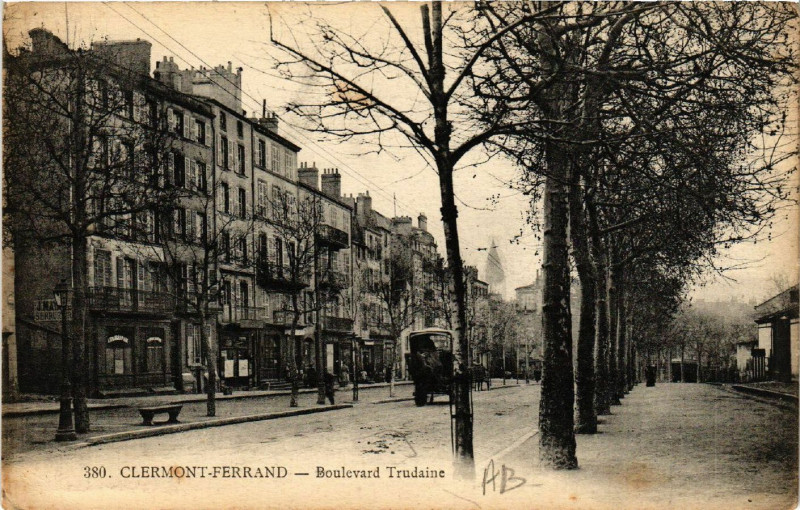 Carte postale ancienne Clermont-Ferrand Boulevard Trudaine ` à Clermont-Ferrand