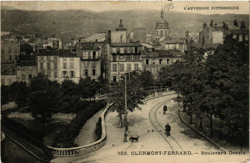 Carte postale ancienne Clermont-Ferrand Boulevard Desaix à Clermont-Ferrand