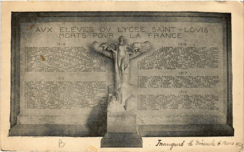 Carte postale ancienne Clermont-Ferrand Aux Eleves du Lycée St-Lovis mort pour la France à Clermont-Ferrand