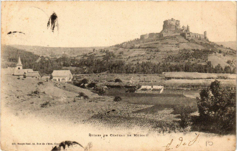 Carte postale ancienne Ruines du Chateau de Murols à Murol