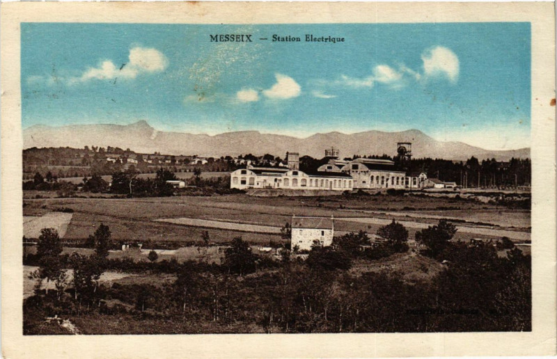 Carte postale ancienne Messeix Station Electrique à Messeix