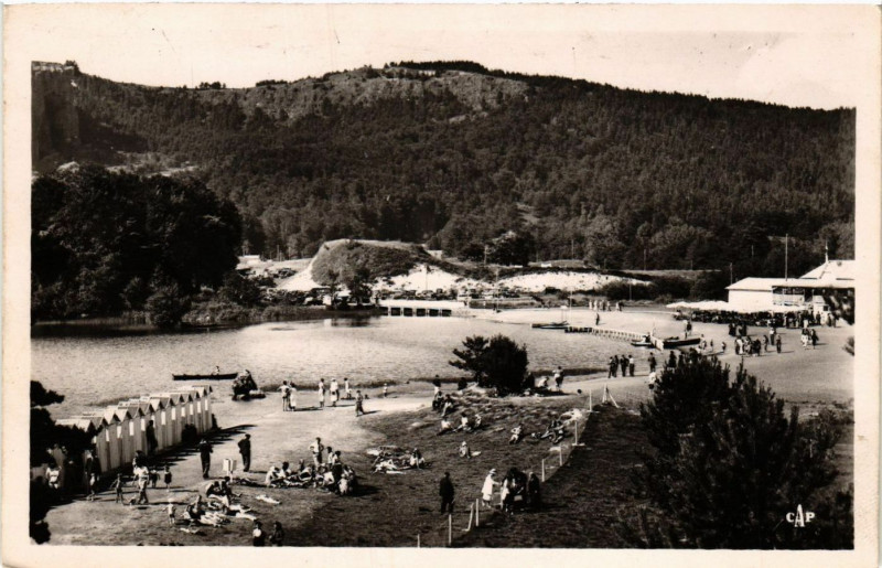 Carte postale ancienne Lac Chambon la Plage