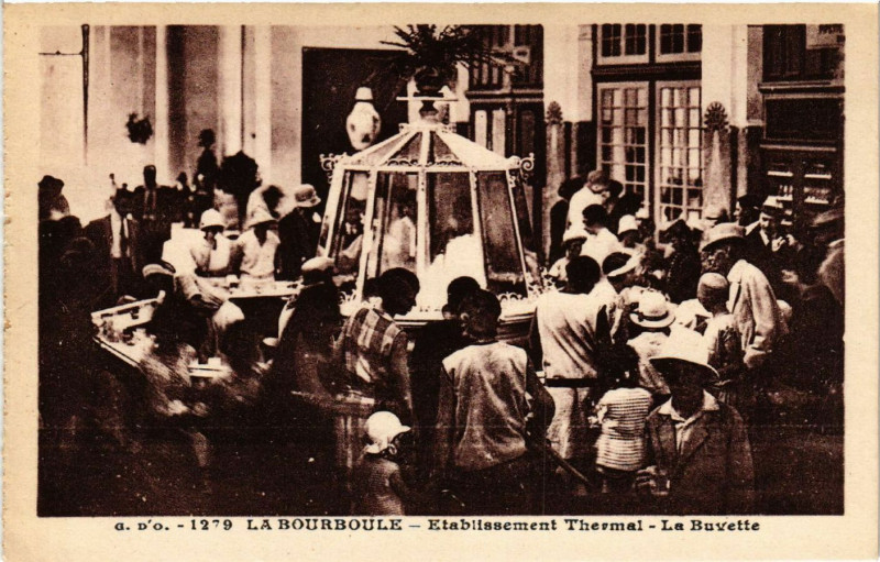 Carte postale ancienne La Bourboule Etabl. THERMal - La Buvette à La Bourboule