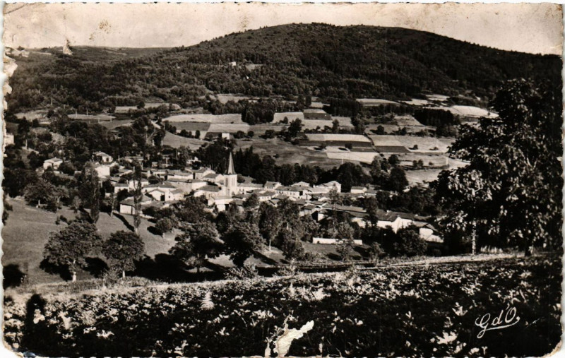 Carte postale ancienne L'Auvergne Grandrif vu générale Ouest. En etat à Grandrif
