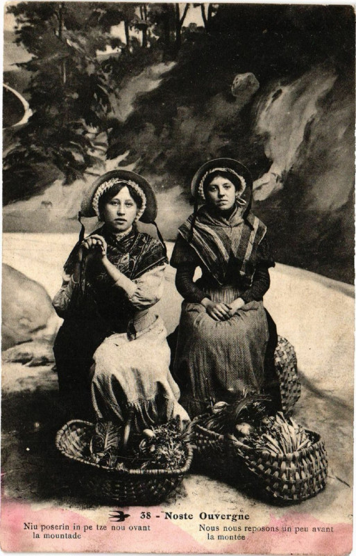 Carte postale ancienne Types Noste Ouvergne `